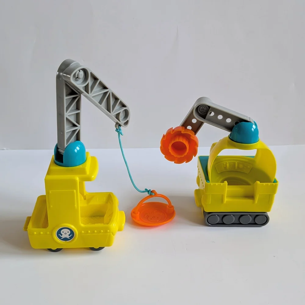 The Octonauts Octo-Repair Vehicle Set - Octo- Crane, Octo-Saw, & Extra Vehicle - Picture 2 of 3